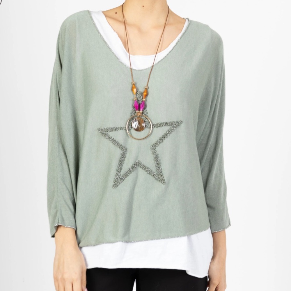 Fabulous Made In Italy Knit Soft Top With Star